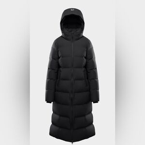 Aritzia The SuperSnug Puff